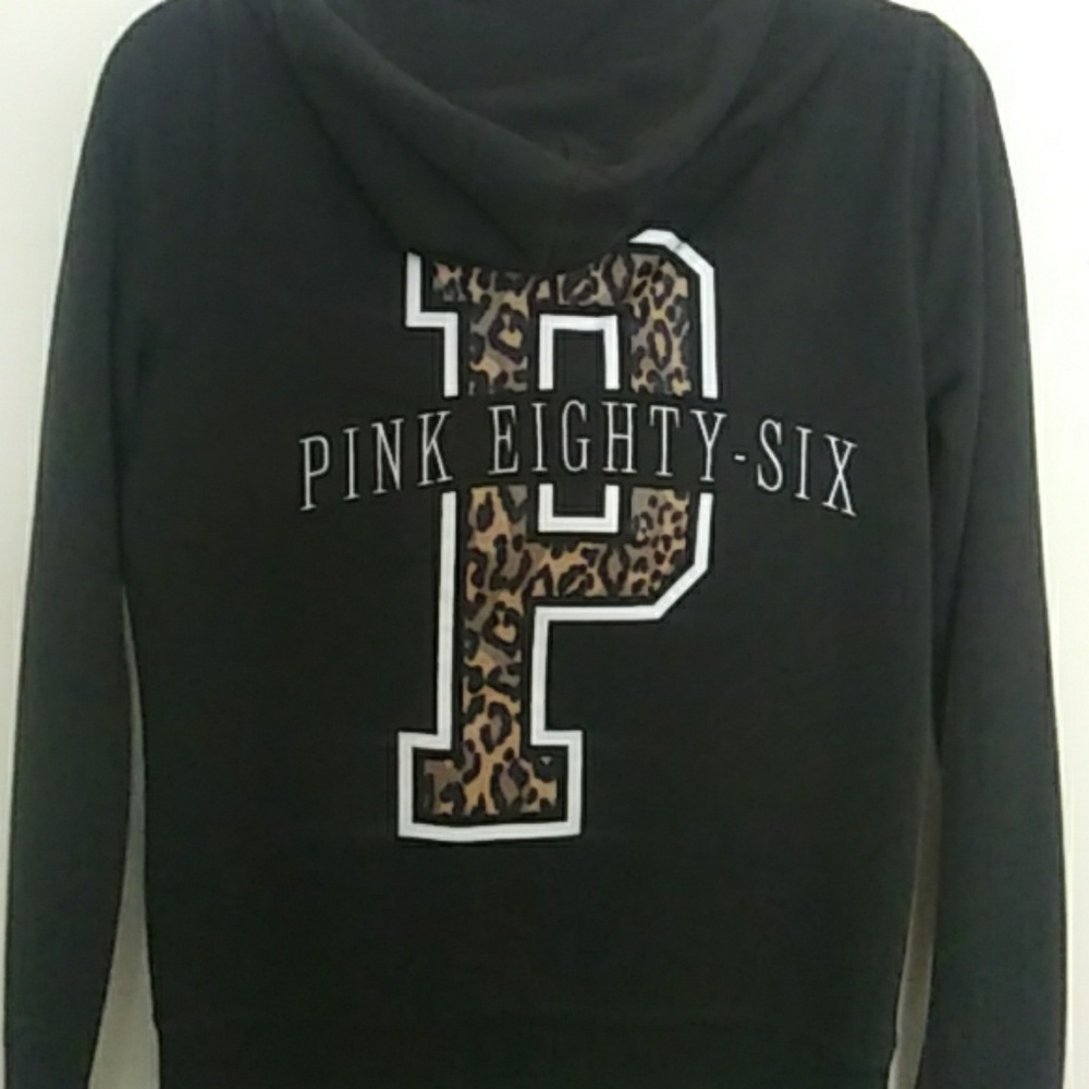 ⭐TRADED⭐VS PINK Zip Up Hoodie